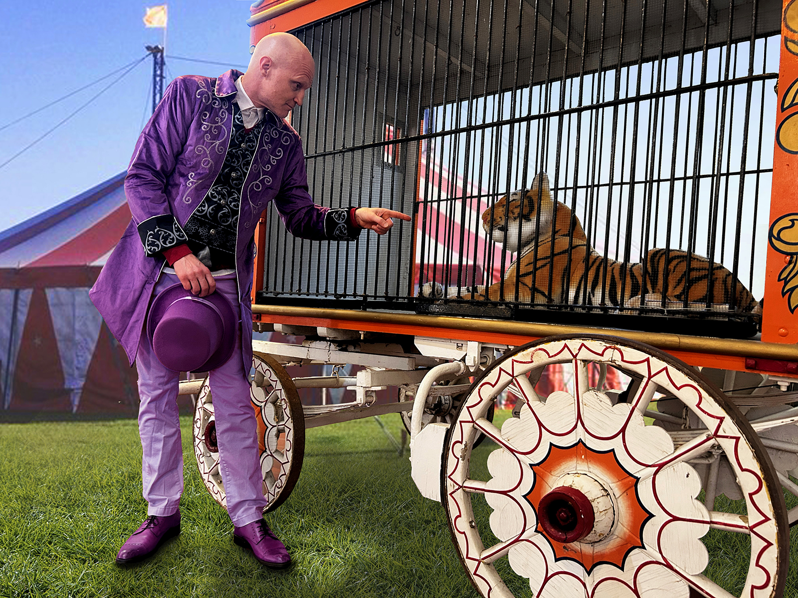 Circus – Scott Dikkers