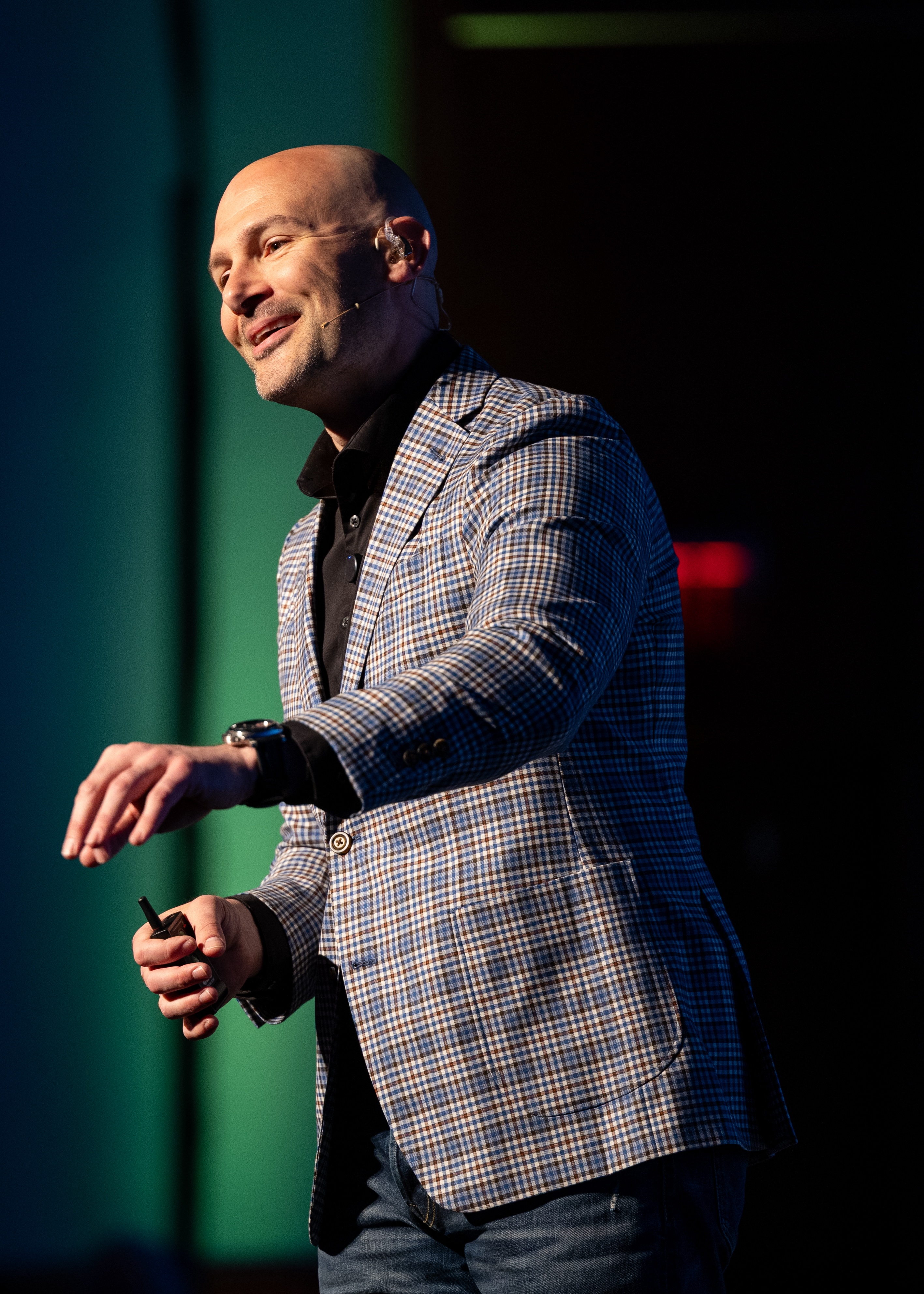 Gregory Offner Delivering Motivational Keynote